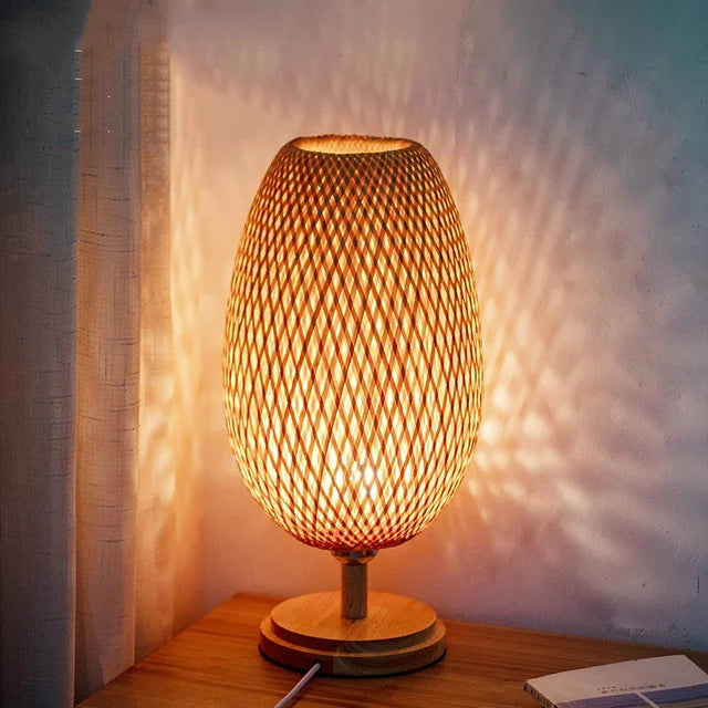 Chantel | Handgefertigte Luxus-Tischlampe aus Bambus
