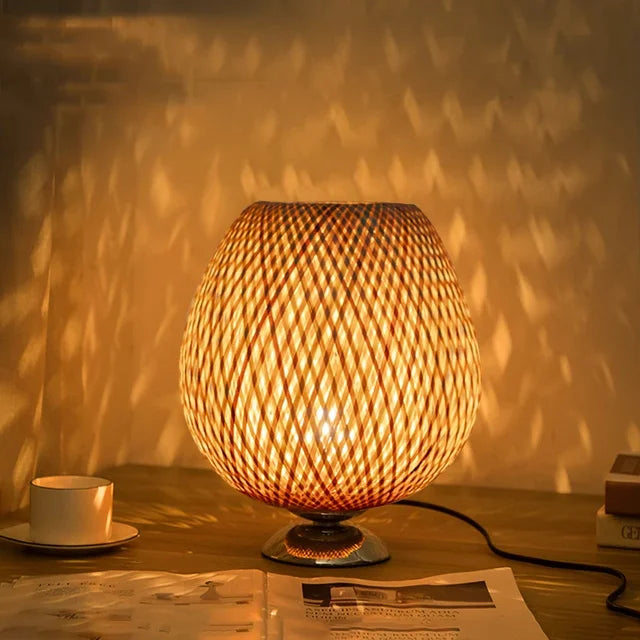 Chantel | Handgefertigte Luxus-Tischlampe aus Bambus
