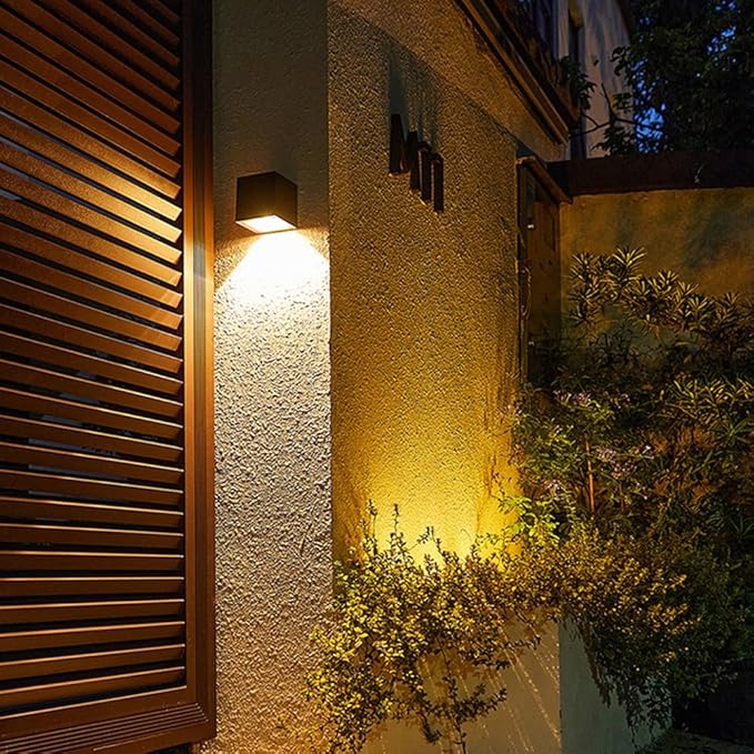 Lucia | Automatische Solarlampen für Ihren Garten
