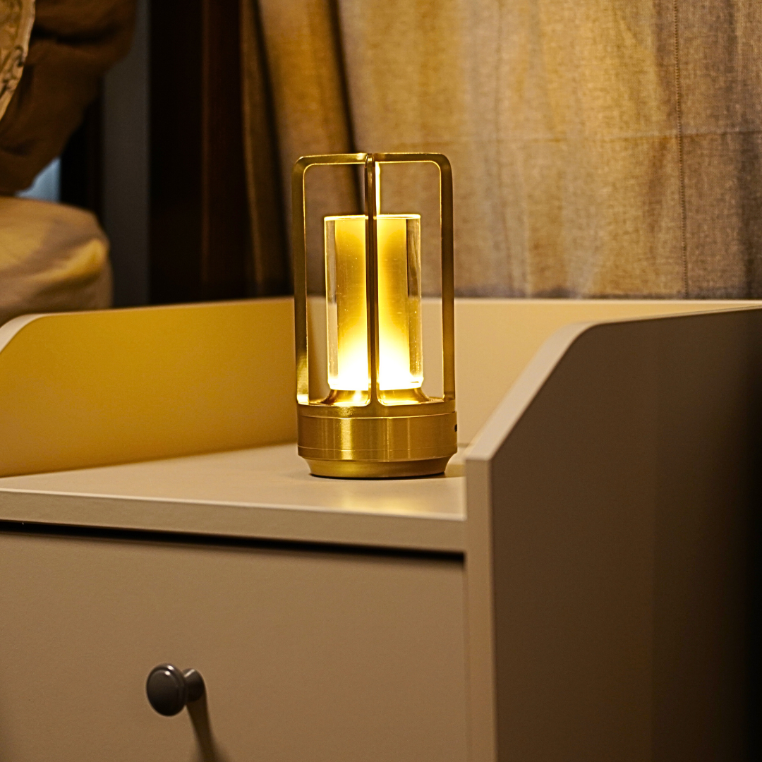 Christel | Tischlampe Klein und Leistungsstark. Angebot (1+1 gratis)