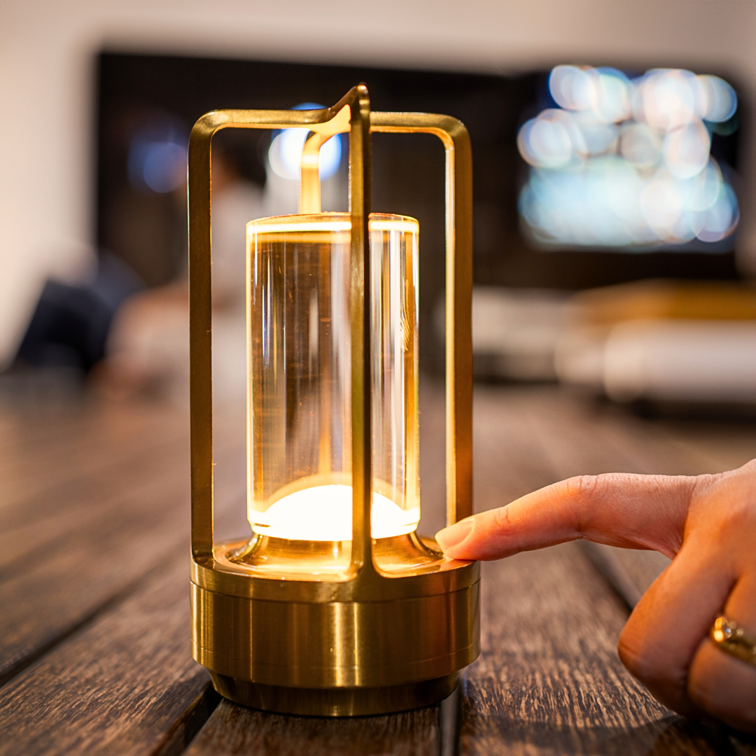 Christel | Tischlampe Klein und Leistungsstark. Angebot (1+1 gratis)