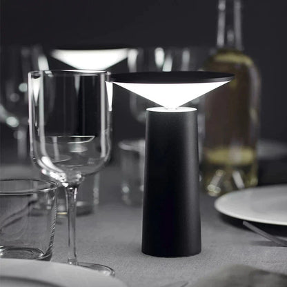 Elsa | Moderne Tafellamp met 360°  draaibaar deel