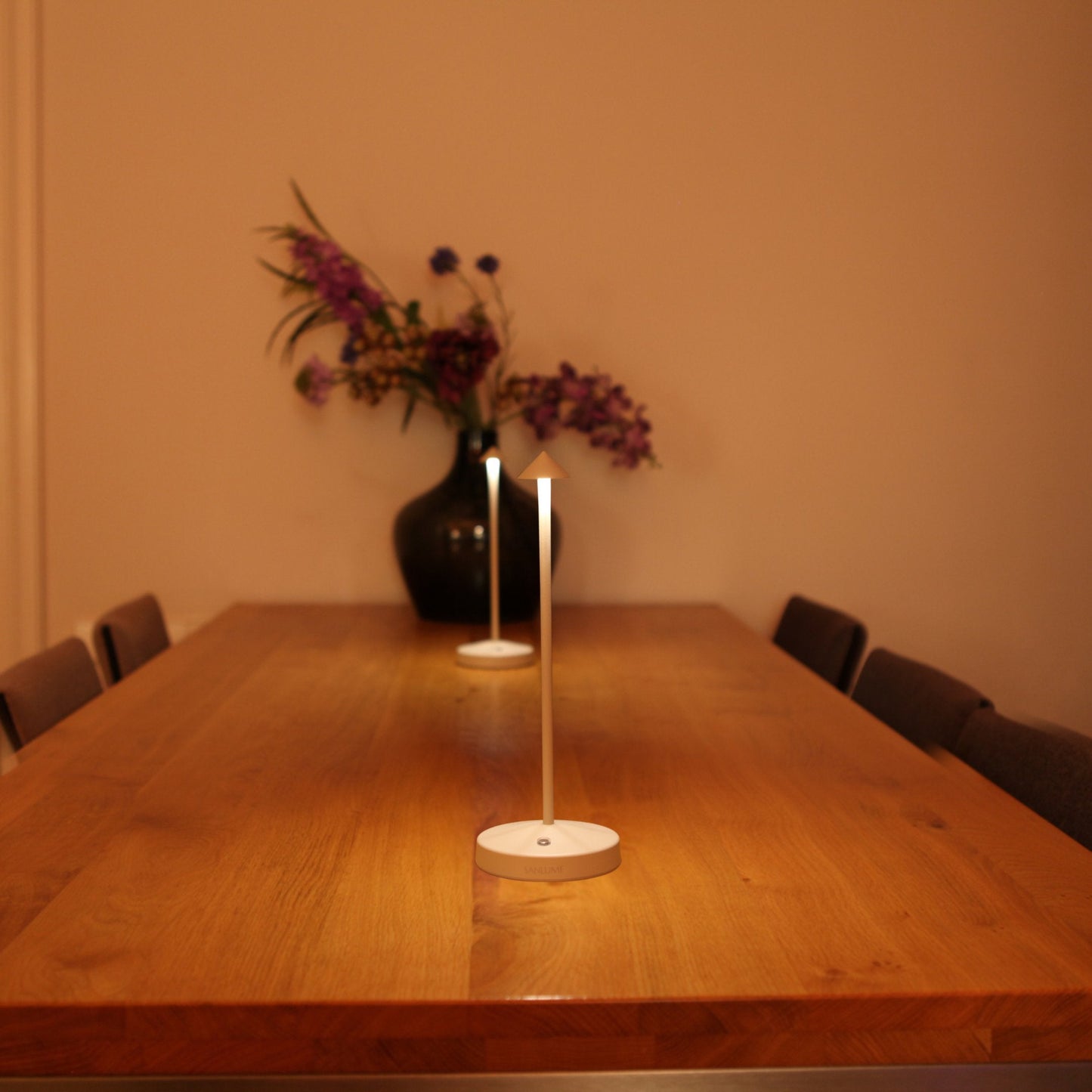 Amalia | Luxuriöse kabellose Tischlampe
