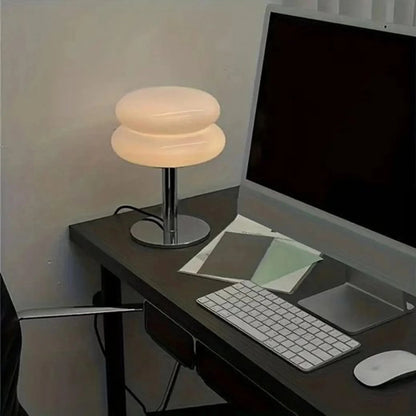 Astrid | Cloudy Tischlampe Mädchenzimmer